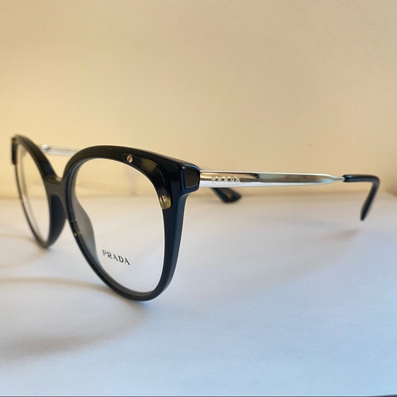 Prada eyeglasses, the hottest brand out there. - Picture 5 of 5